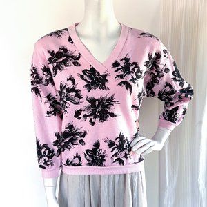 Y2K Light Pink Cropped V-Neck Sweatshirt Banded Bottom and Sleeves